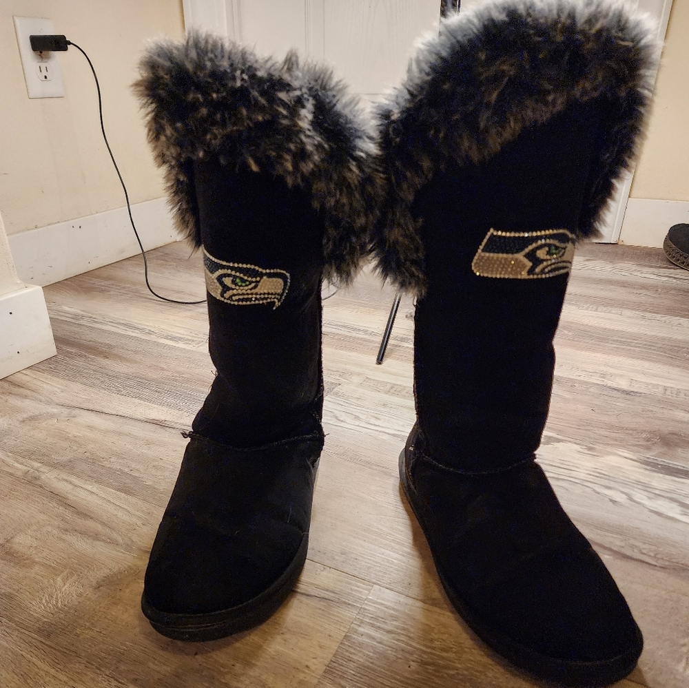 Women's Seattle seahawks faux fur boots